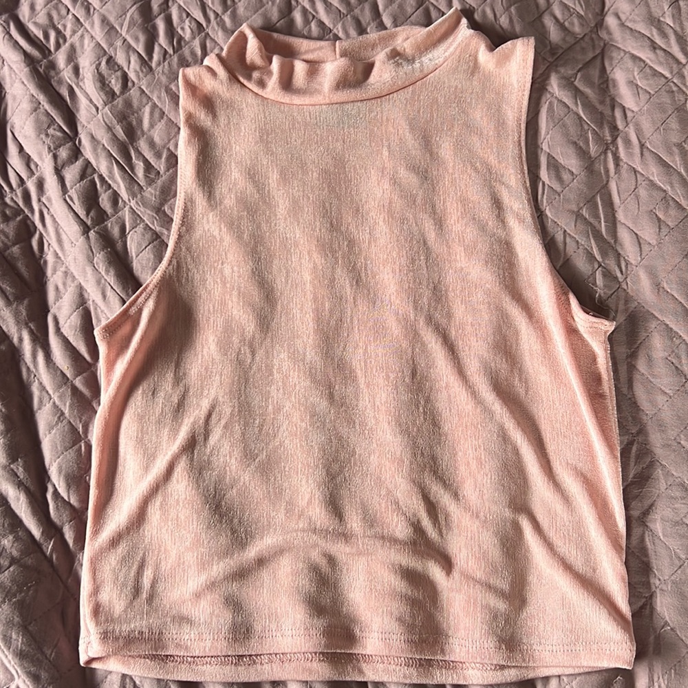 Olivia, Ray tank top turtleneck